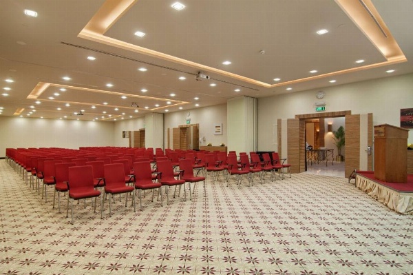 Hilton Garden Inn Riyadh Olaya image 11